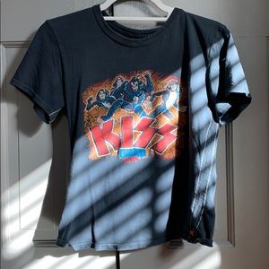 KISS t shirt